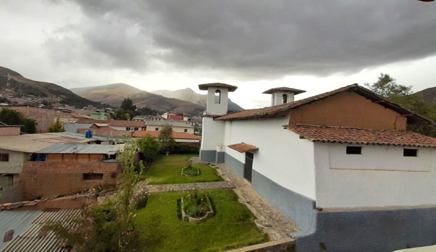 Huancavelica: Lluvias Generan Deslizamientos De Tierra Y Piedras E ...