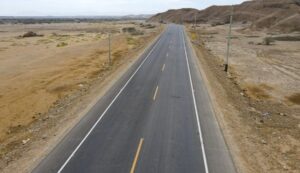 Gobierno entrega 79 kilómetros de carretera en la región Piura