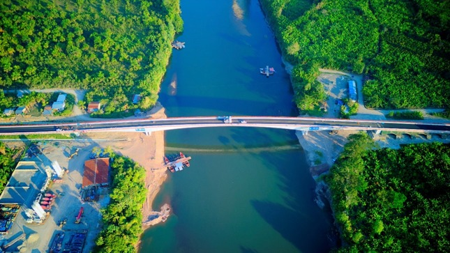 Puente Salvador que beneficiará a productores de café y cacao de