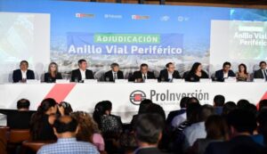 Acciona-Ferrovial-y-Sacyr-se-adjudican-Anillo-Vial-Periferico-por-E3.130-MILLONES