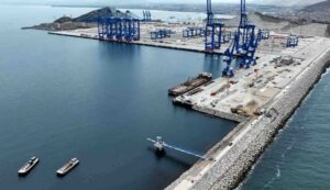 Proyecto de ley sobre puertos genera debate por límites a la inversión privada