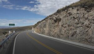 Establecen autoridades competentes para la jerarquización de las carreteras en el país