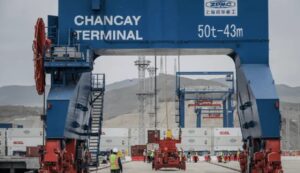 Megapuerto de Chancay inicia operaciones con rutas alimentadoras desde países de la región
