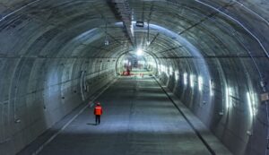 Ejecución de las instalaciones electromecánicas en el Túnel Ollachea en Puno alcanzó un 60 % de avance