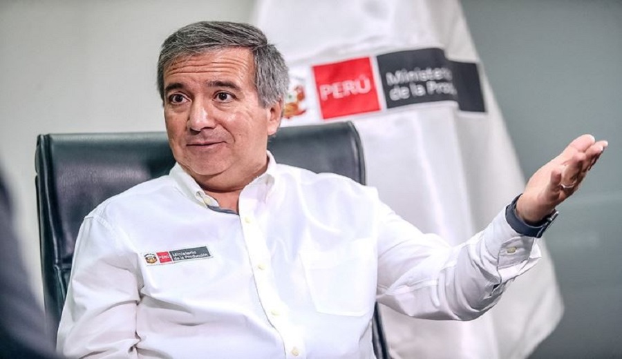 Ministro de Economía anuncia proyecto para unir por tren a la ciudad de Pucallpa con Lima
