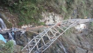 Ayacucho colapsa puente modular en mantenimiento y deja aislado a comunidades del Vraem