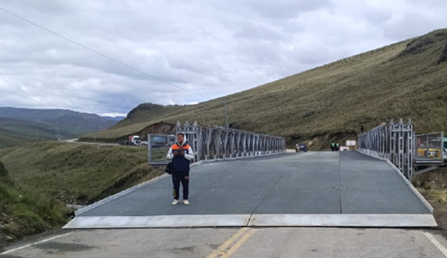 Áncash MTC restablece el tránsito con nuevo puente modular en Collota