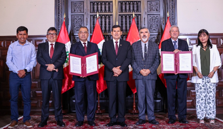 MTC firmó adenda que permitirá inversiones por más de USD 470 millones en cinco aeropuertos del sur del Perú
