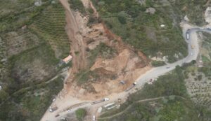 MTC restablece el tránsito en la vía Abancay – Cusco tras atención inmediata de derrumbes en Apurímac