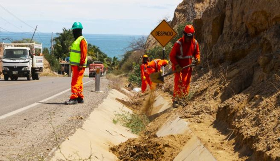 Piura MTC anuncia USD 30 millones para mejorar 23 kilómetros de carretera Sullana - Máncora ante las lluvias por el Fenómeno El Niño