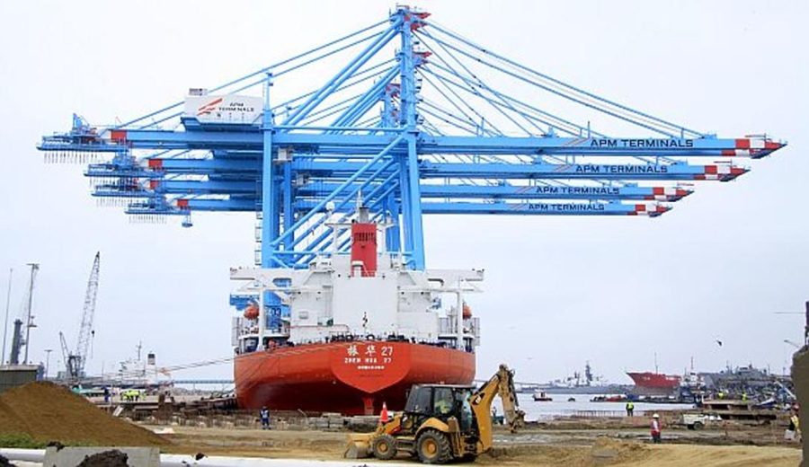 APM Terminals Callao puerta de carga general en Muelle Norte