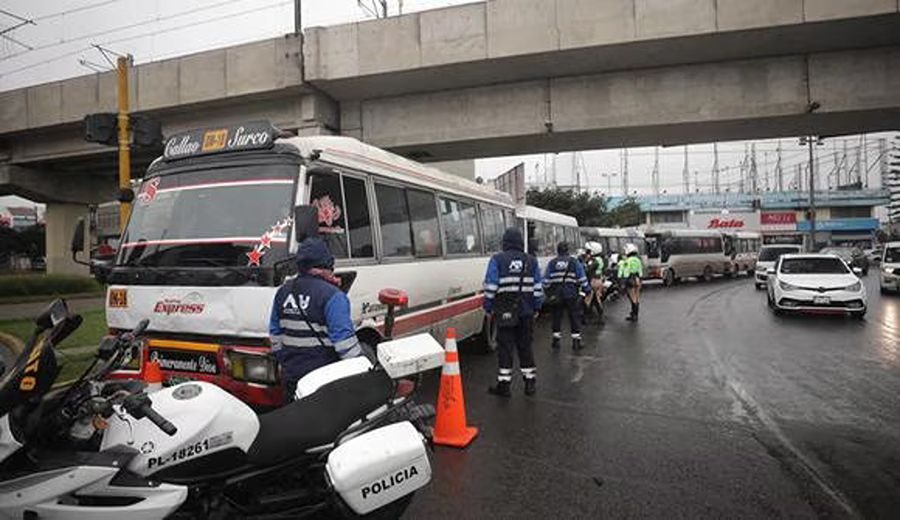 ATU modifica 16 rutas de combis, buses y cústers para reordenar de transporte urbano