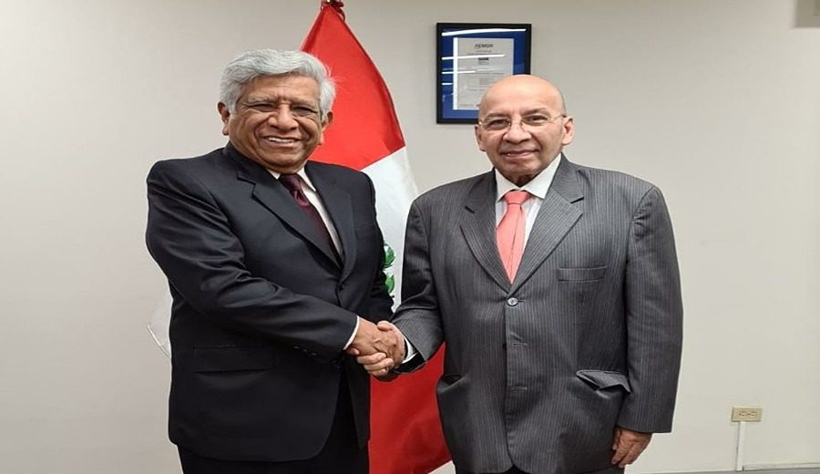 Alcalde de Lima solicita al nuevo ministro de Economía presupuesto para proyectos de carácter regional