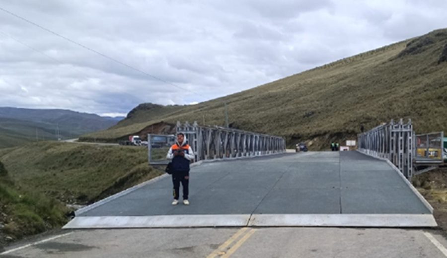 Áncash MTC restablece el tránsito con nuevo puente modular en Collota