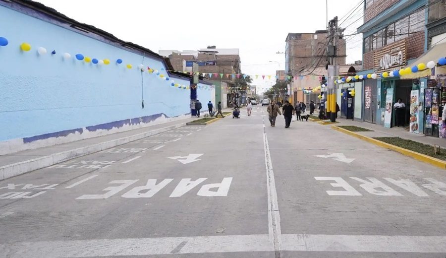 Breña municipalidad distrital inaugura el remodelado jirón Carhuaz