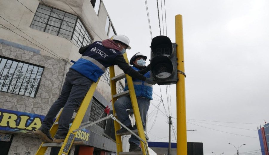 Acción se complementó con la instalación de una antena de radio enlace, que permite su comunicación con el Centro de Control de la Municipalidad de Lima.