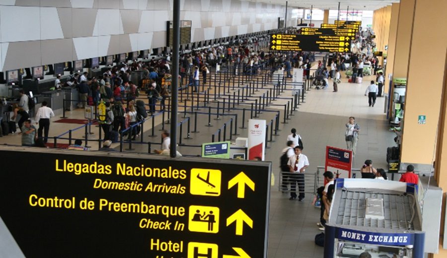 Flujo de pasajeros en aeropuertos nacionales superó los 30 millones, un crecimiento de 17 %