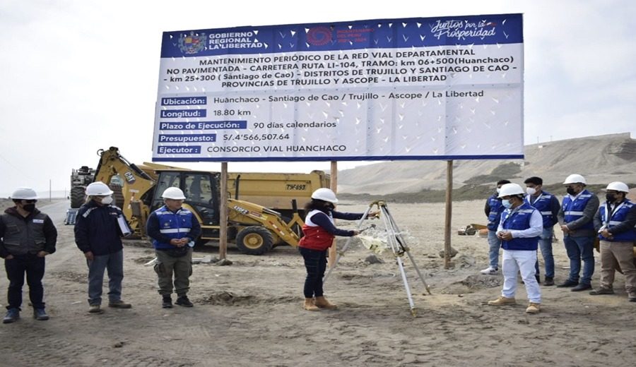 Gore La Libertad inicia los trabajos de mantenimiento en la carretera Huanchaco – Santiago de Cao.
