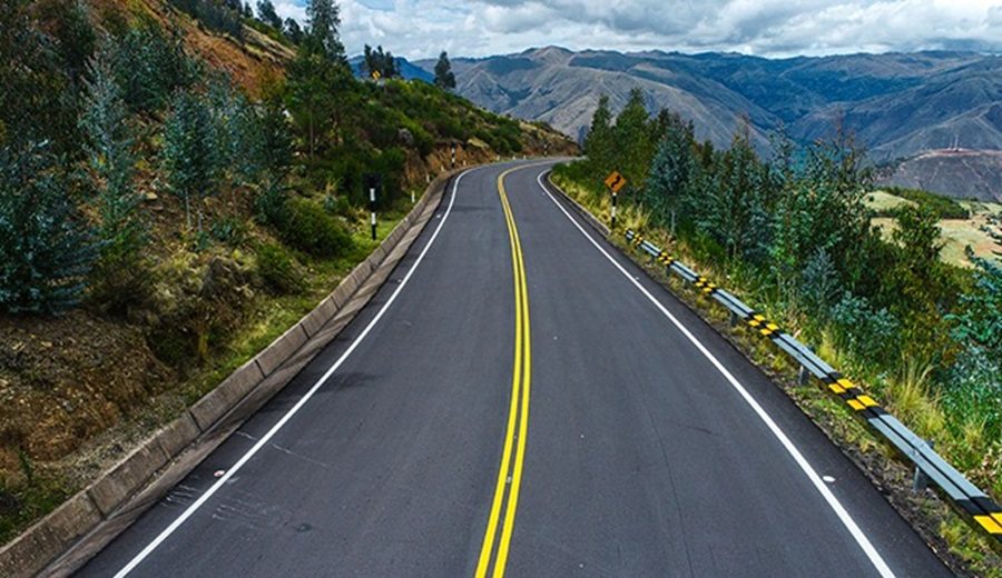 MTC Ejecución del mantenimiento de 60 km del Corredor Vial Interoceánico Sur en Cusco tiene un avance de 92%