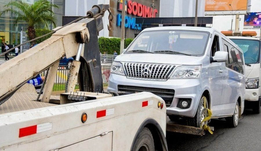 MTC: Más de mil vehículos informales fueron enviados al depósito por invadir rutas de los corredores