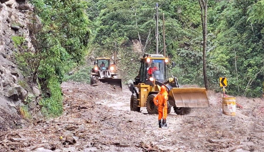 MTC atiende emergencia vial en ruta de Chanchamayo en la región Junín