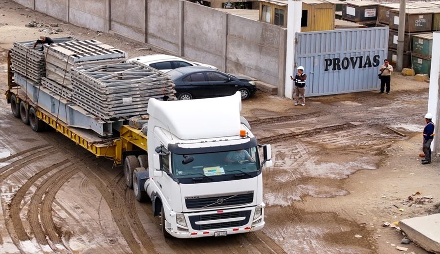 MTC envía puente modular para restablecer conexión vial entre Ilo y Tacna