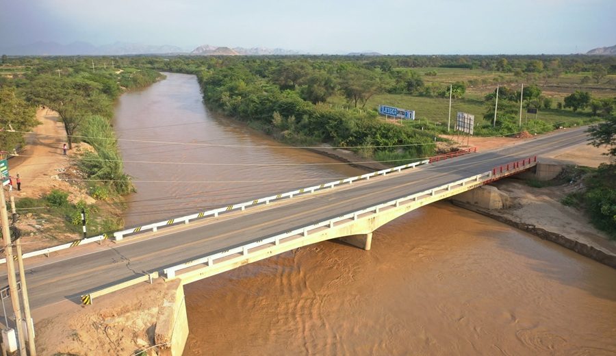 MTC impulsa el mantenimiento del Puente La Leche y consolida la atención de emergencias por el FEN en Lambayeque