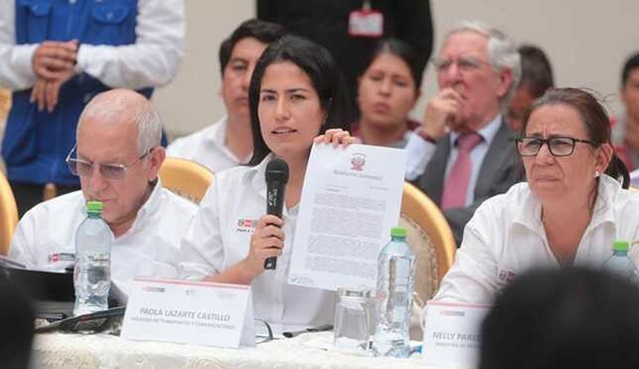 Ministra Lazarte anuncia ejecución del borde costero en Trujillo y mejoramiento de carreteras en La Libertad