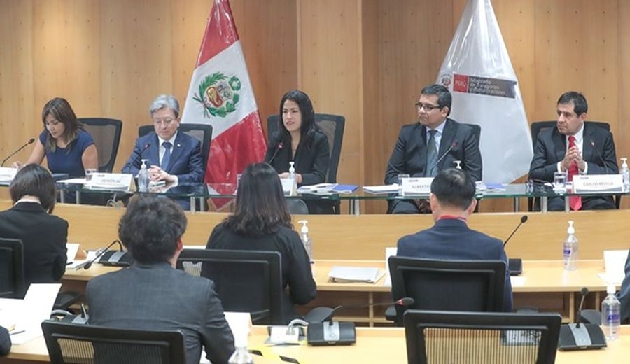Ministra Lazarte resalta cooperación entre Perú y Corea para impulsar proyectos ferroviarios y aéreos