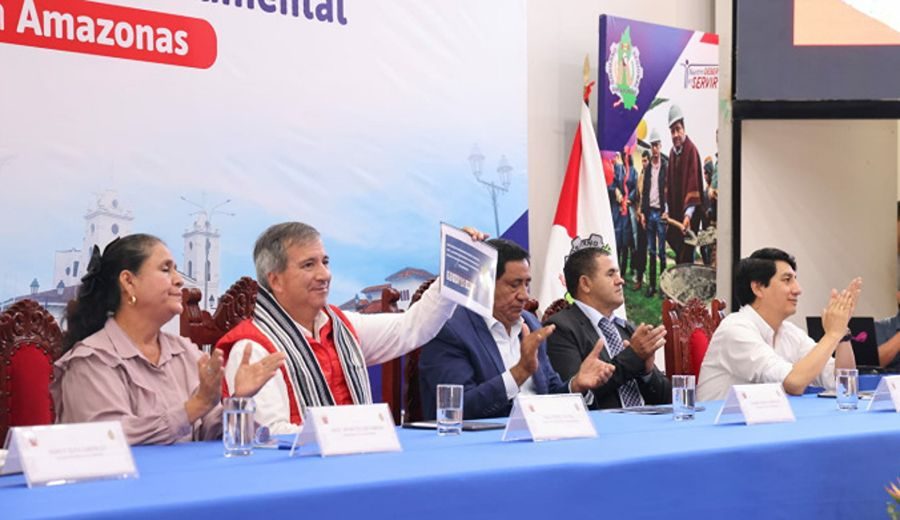 Ministro Pérez Reyes - En mayo vamos a firmar el convenio para dar inicio al Eje Vial Nº 4 de Amazonas