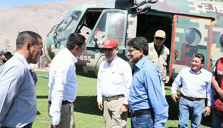 Ministro Richard Tineo sobrevuela obras en Arequipa con autoridades electas para agilizar su ejecución