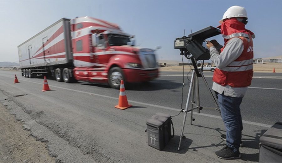 Moquegua Realizan operativos de control al transporte de carga internacional para evitar accidentes viales