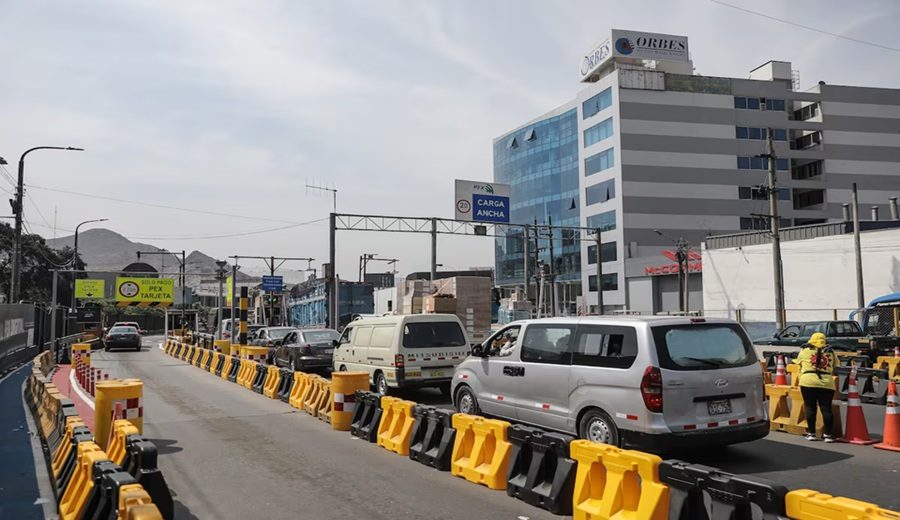 modern office lobby hall interior