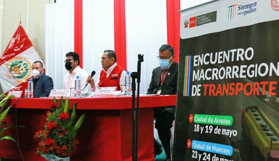 Se inició con éxito el Encuentro Macrorregional de Transporte en Huancayo