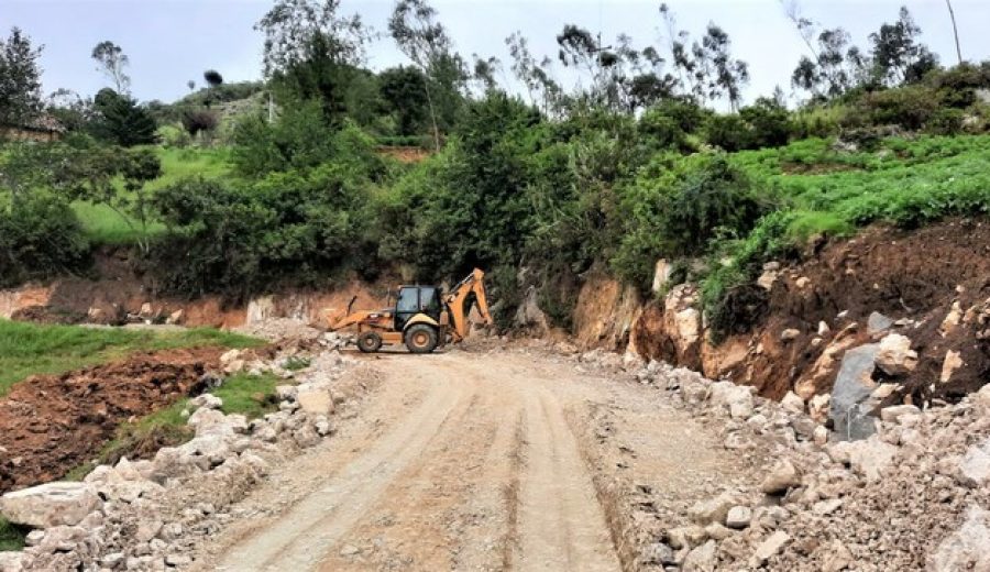 Se reinician trabajos en camino vecinal de Anguía en Cajamarca